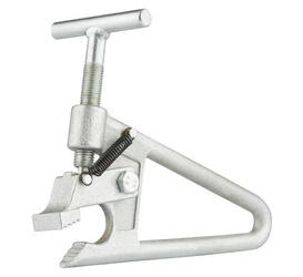 Tyre clamp - third hand for mounting stiff tyres REDATS