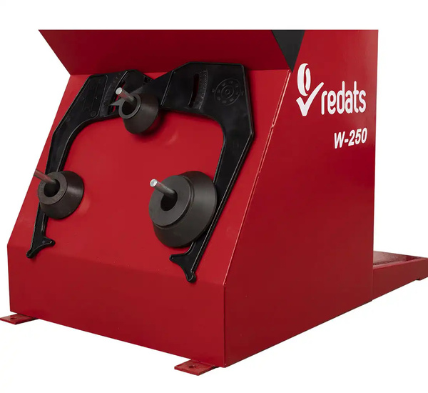 Automatic wheel balancer for passenger car wheels REDATS W-250